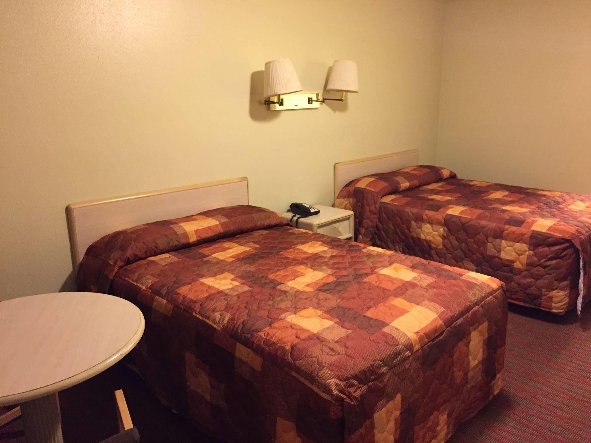 Sebring Inn Exteriör bild