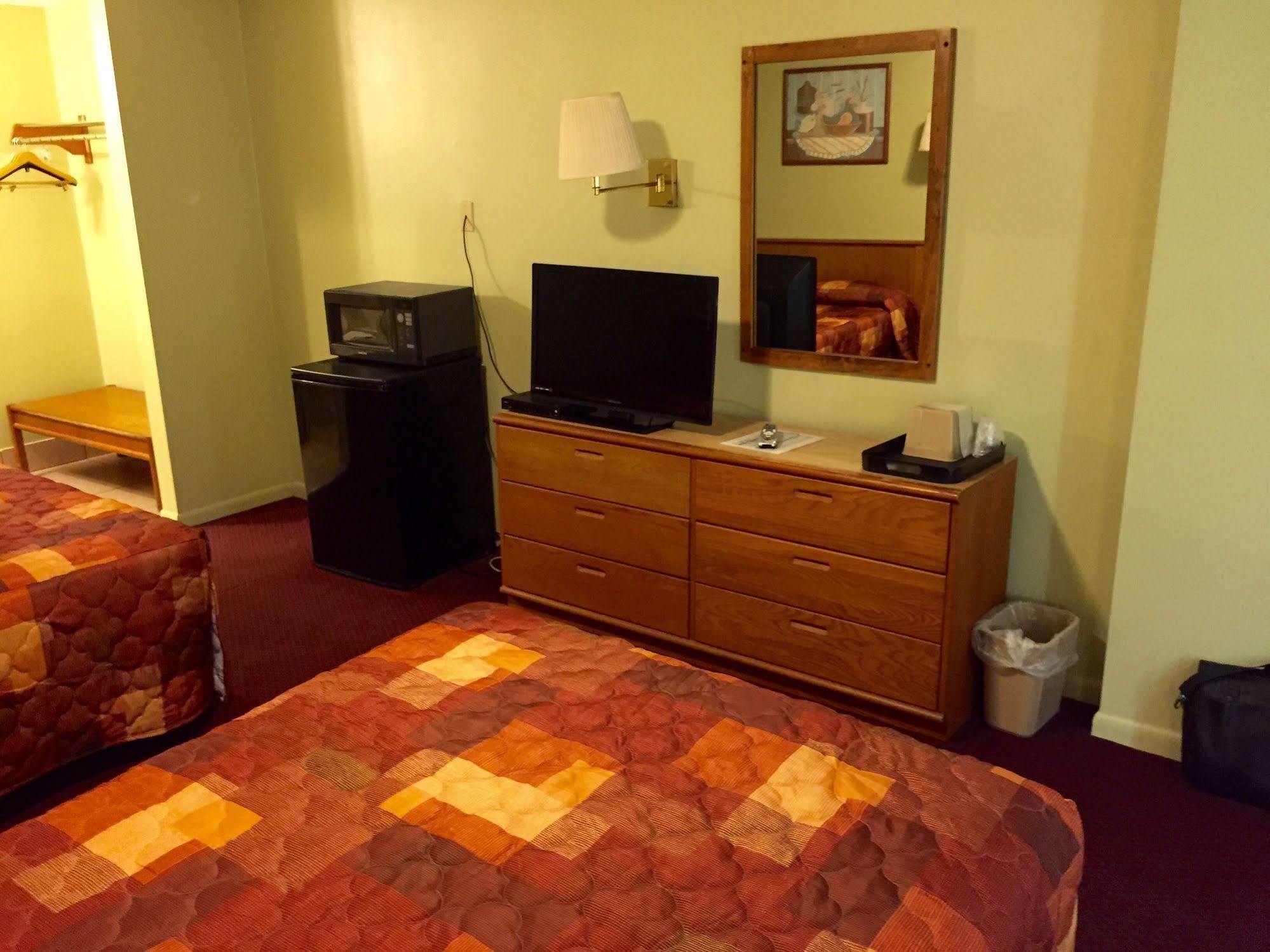 Sebring Inn Exteriör bild