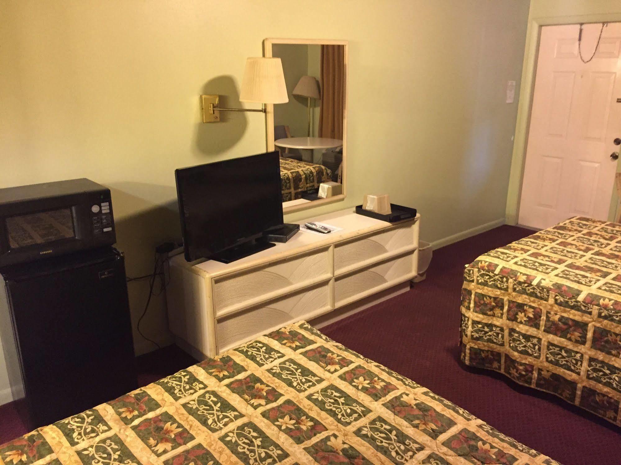Sebring Inn Exteriör bild
